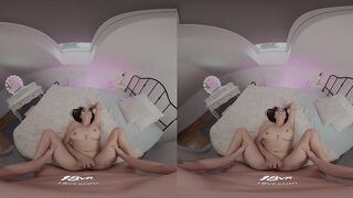 Alisson Sinn Wants To Take Things Slowly Before You Enter Deep Into Her Tight Ass