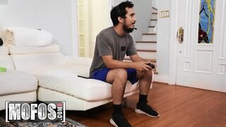 MOFOS - Quinn Waters Is Shocked By Her Son’s Friend’s Size And Satisfy Her Curiosity