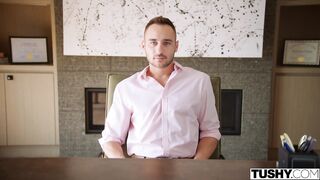 Anal Nympho Valentina Seduces Young Stud - Valentina Nappi