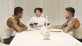 Sara Retali’s Princess Leia seduces two rebels