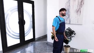 MyBabysittersClub 25 09 12 Naomi Ryder