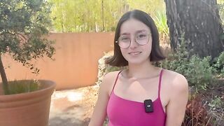 Penelope - 19 Years Old, Cosmetics Saleswoman In Paris